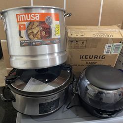 Cookware Lot