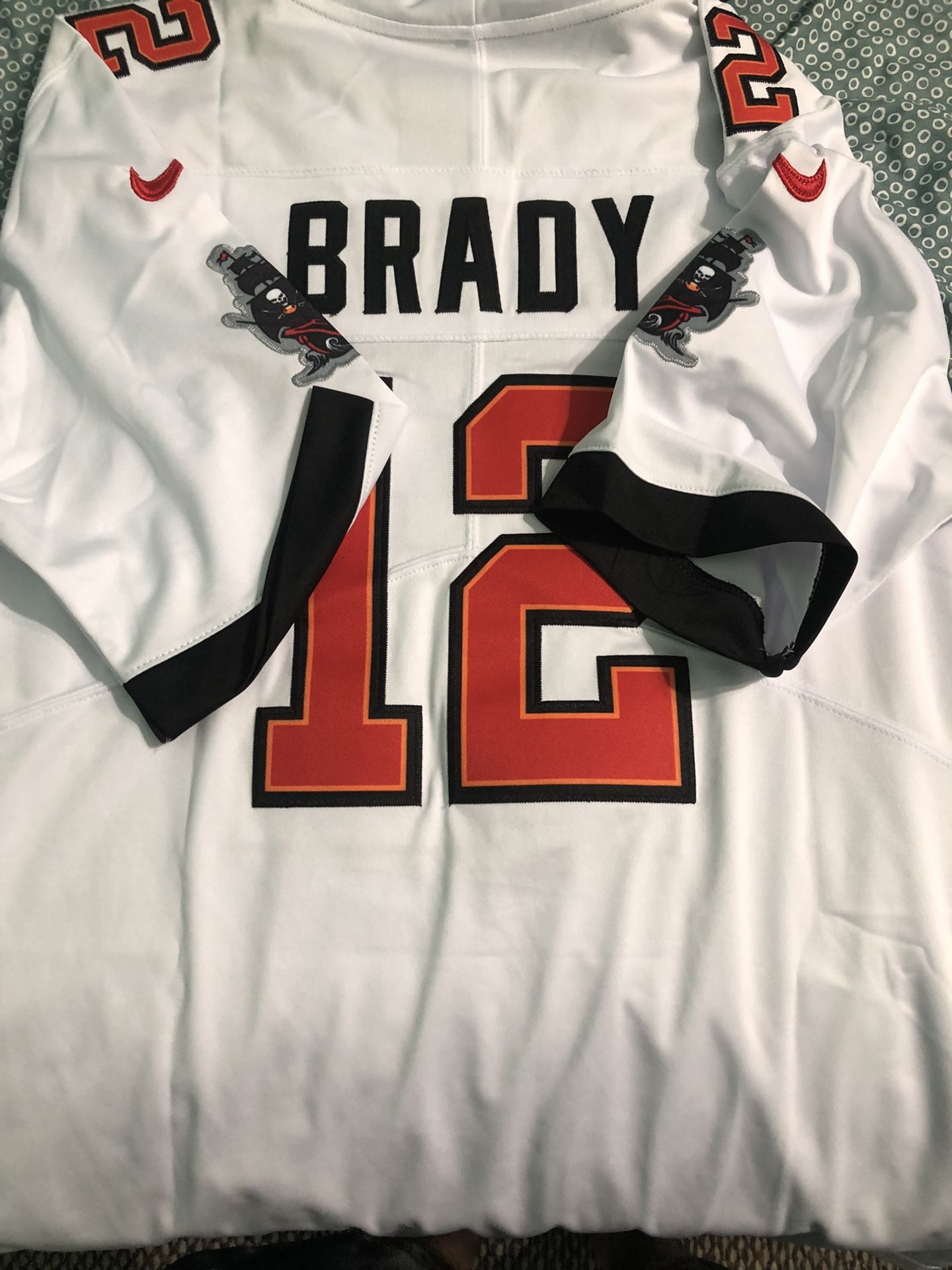 Tom brady Buccaneers Jersey for Sale in Baltimore, MD - OfferUp