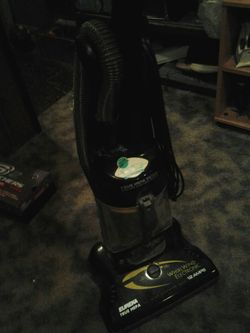 Eureka bagless vacuum