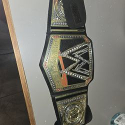 WWE Heavyweight Championship Collectible Belt 