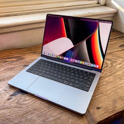 2021 M1 MacBook Pro - 16gb RAM - 512GB Storage 