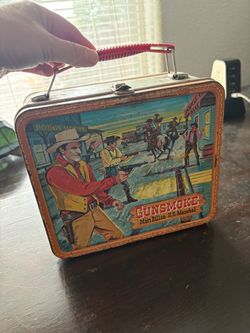 Vintage Gunsmoke Metal Lunch Box with Thermos 1959 Aladdin Matt Dillon