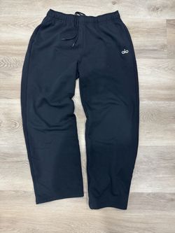 Alo sweats