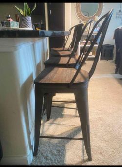4 Metal Stools
