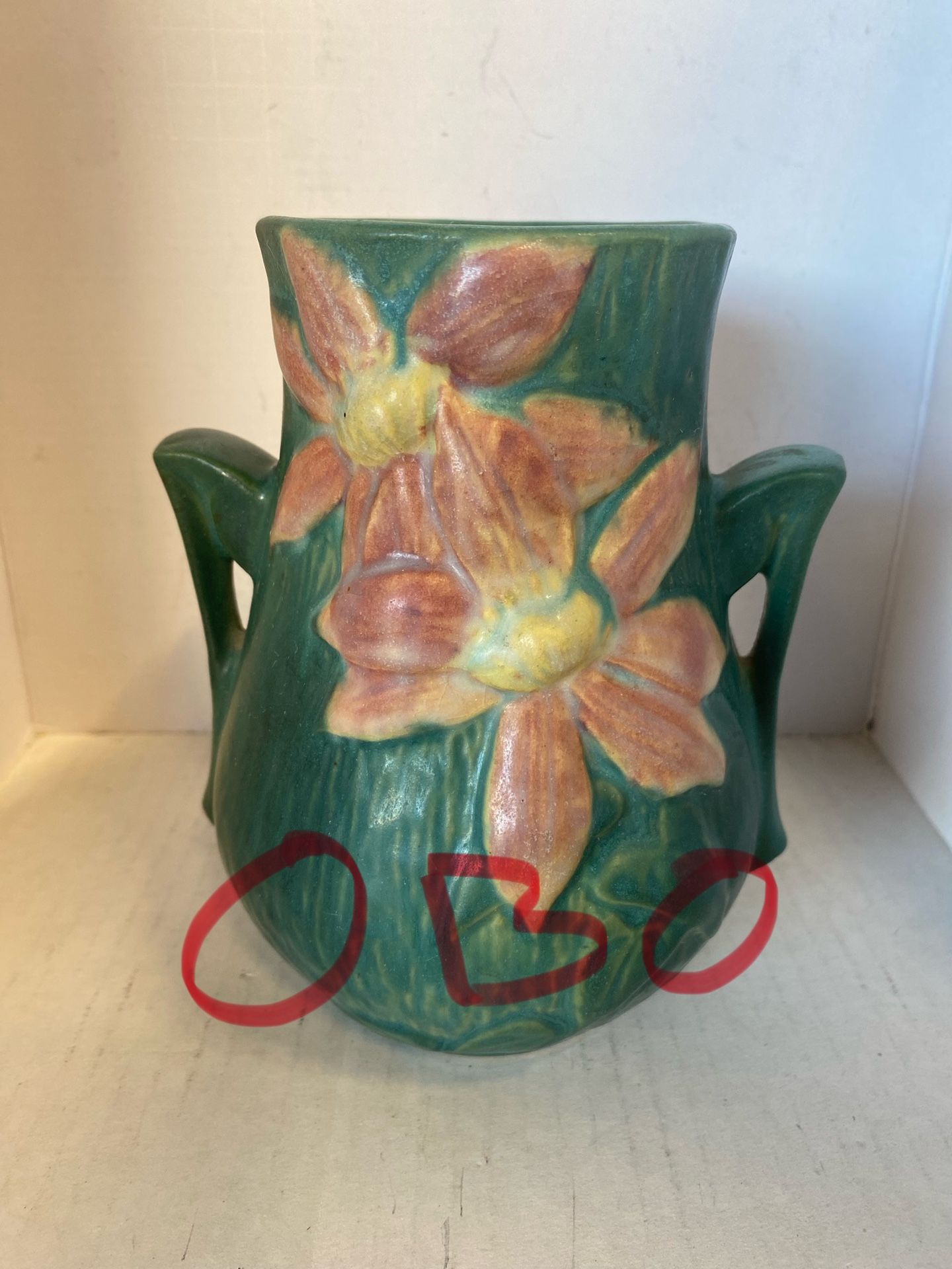 ROSEVILLE VASE