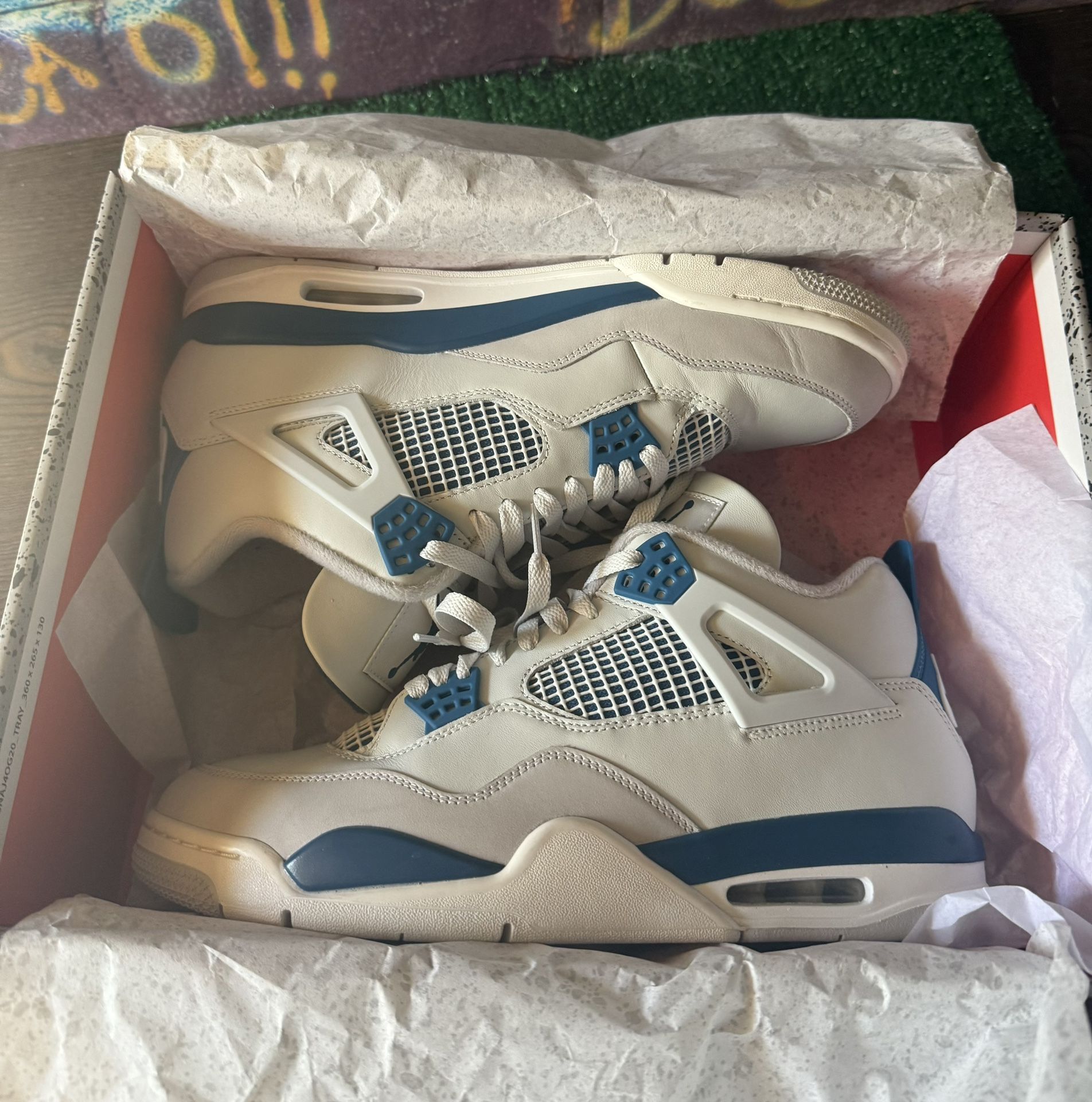 Jordan 4 Retro Military 11.5m Worn Once