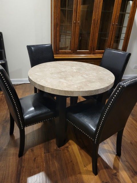 BEAUTIFUL MARBLE TABLE WITH 4 CHAIR'S.....😊😍