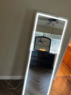 mirror /light