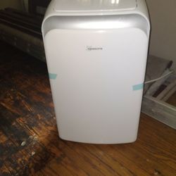 AC SEASONS 13.500 BTU (LUK NEW,,,,WORKING PERFEC CONDICION)