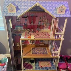 Barbie/doll House 