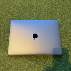 2022 Refurbished 13” MacBook Pro 8GB/256Gb