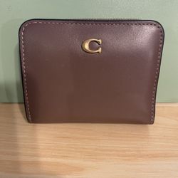 Coach Wallet- Boutique, Leather 
