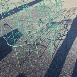 Child's SZ Metal Patio Chairs Only 90$ Both 