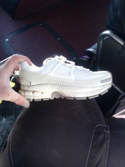 Nike Women's Vomero 5