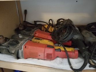 Dewalt. Milwaukee y Timberwolfe drills