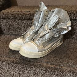 Cinzia Araia Men’s 40 Leather Shoe