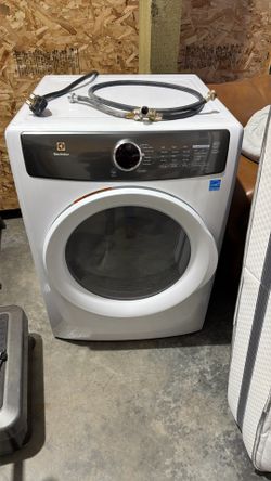 Electrolux dryer with steam