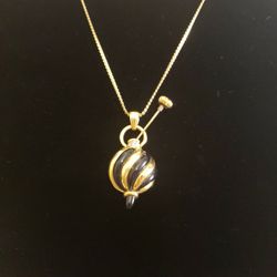 Solid Gold Perfume Bottle Necklace With Diamonds And Maching Earings 