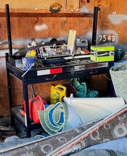 TOOL BENCH