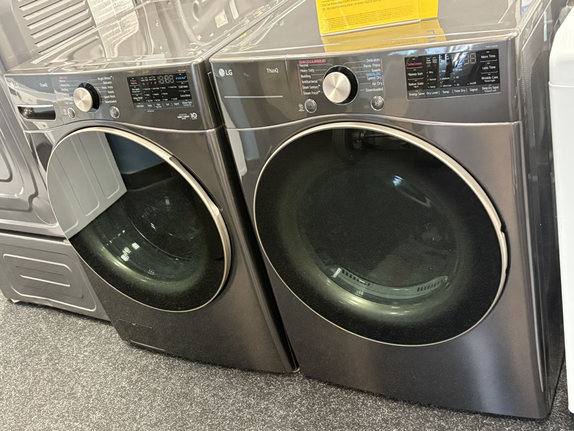 Washer & Dryer 