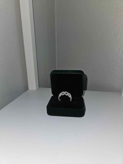 VVS1 Moissanite Cuban Ring / Size 9 / THROW ME AN OFFER