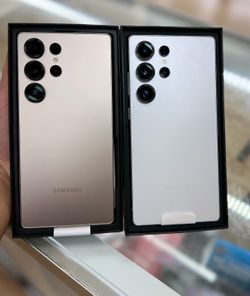  Samsung Galaxy S25 Ultra (Unlocked)