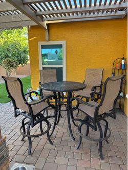 Mallin High Top Table and Swivel Bar Stools