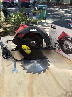NEW- SKIL 7-1/4-inch Circular Saw-5080-Open Box-13-amp, Wrench, Blade