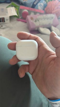 AirPod 4s
