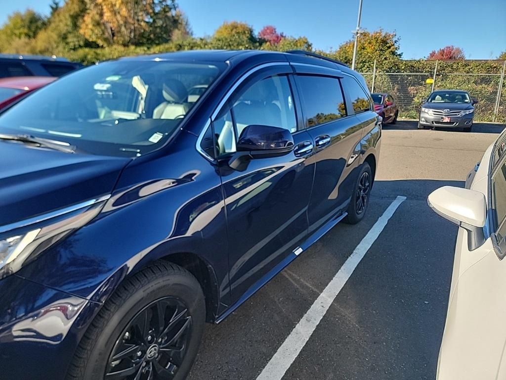 2023 Toyota Sienna