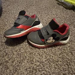 $2 Used Mickey Boy Shoe Size 10C
