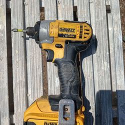 DeWalt Impact Drill With Battery 4.0 !!