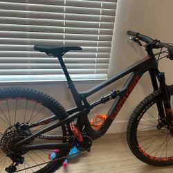 Santa Cruz Hightower Carbon Fiber Medium