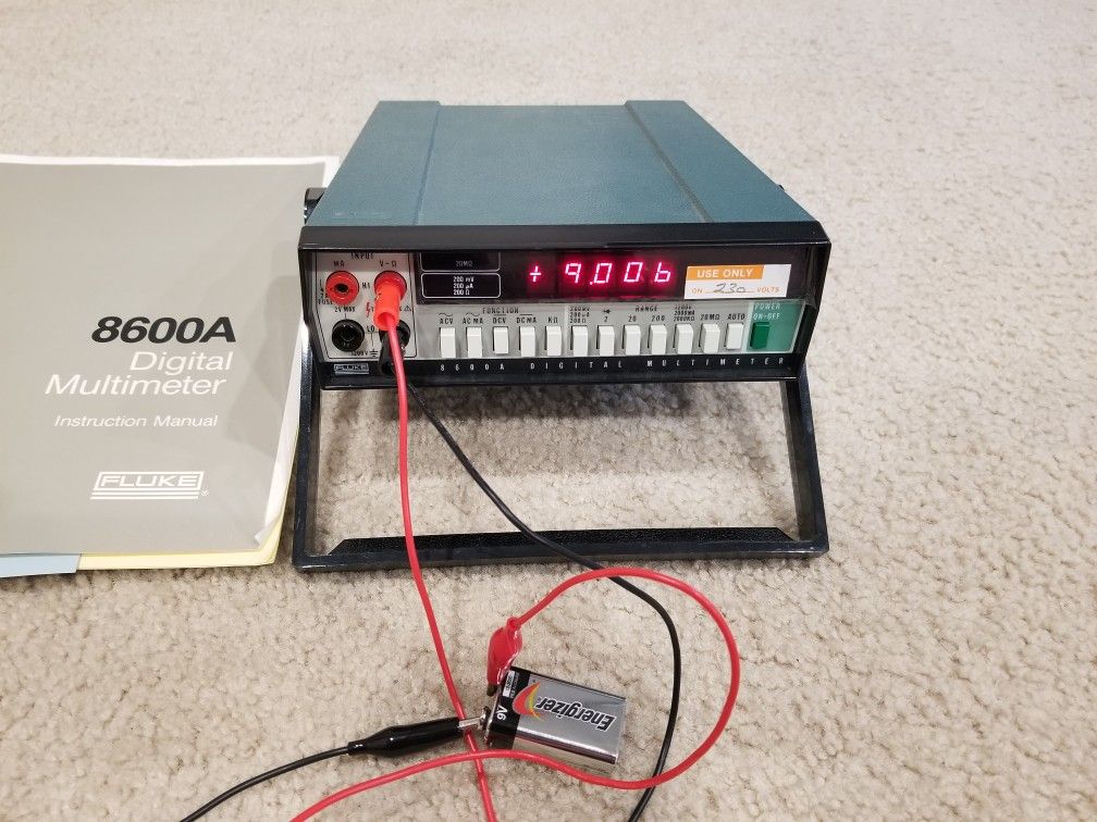 Fluke 8600A Digital MultiMeter 230V Calibration Certificate and Manual