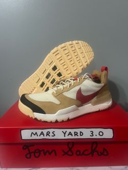 Nike Mars Yard 3.0 Size 10