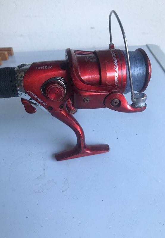 Shakespeare Durango Rear Drag Spinning Reel 2235RD for Sale in Vista, CA -  OfferUp