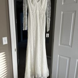 Vera Wang Wedding Gown