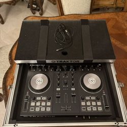 Traktor DJ Board 