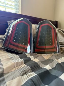 2011-2014 Chrysler 300 Tailights