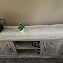 Farmhouse Tv Stand