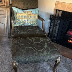 Chair With Ottoman