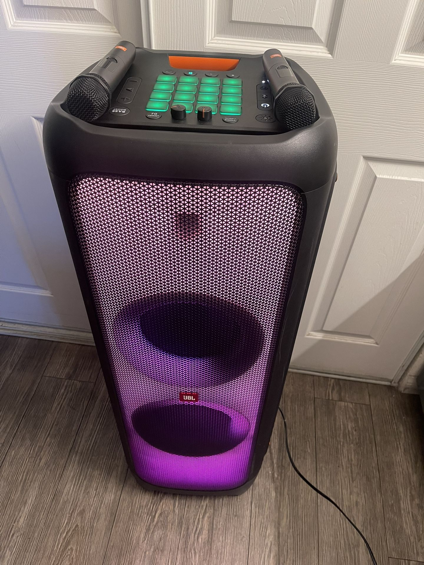 JBL PARTYBOX 1000 + 2 JBL Wireless Microphones 🎤 🎤 FIRM FIRM