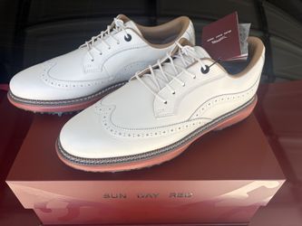 Tiger Woods Sun Day Red Pioneer Magnolia Size 9.5