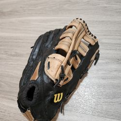 Large Wilson RHT Softball Glove-15"