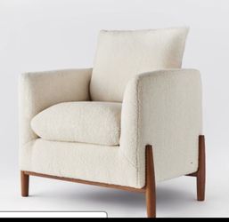 Accent Chair with Wood Legs