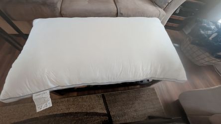 New Hotel -Style King size pillows