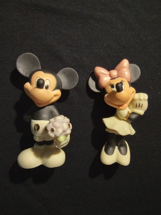 Lenox Mickey And Minnie Salt And Pepper Shakers NIB