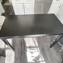 Black Desk - Can Be Used Breakfast Table 