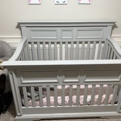 Crib,Changing Table and Feeding Chair 