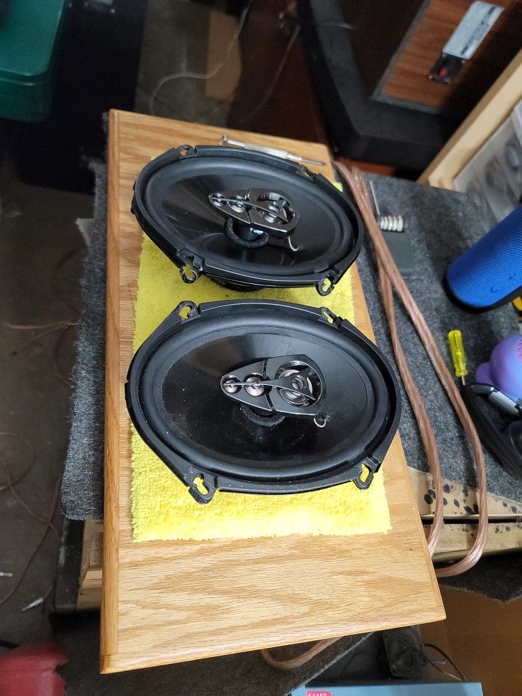BOSS 5X7 300WATS